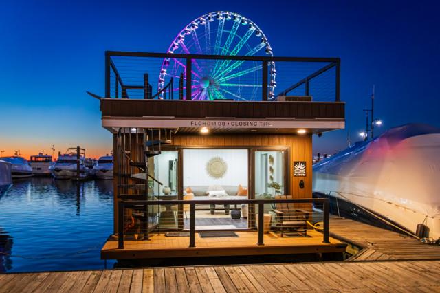 Closing Tide, National Harbor